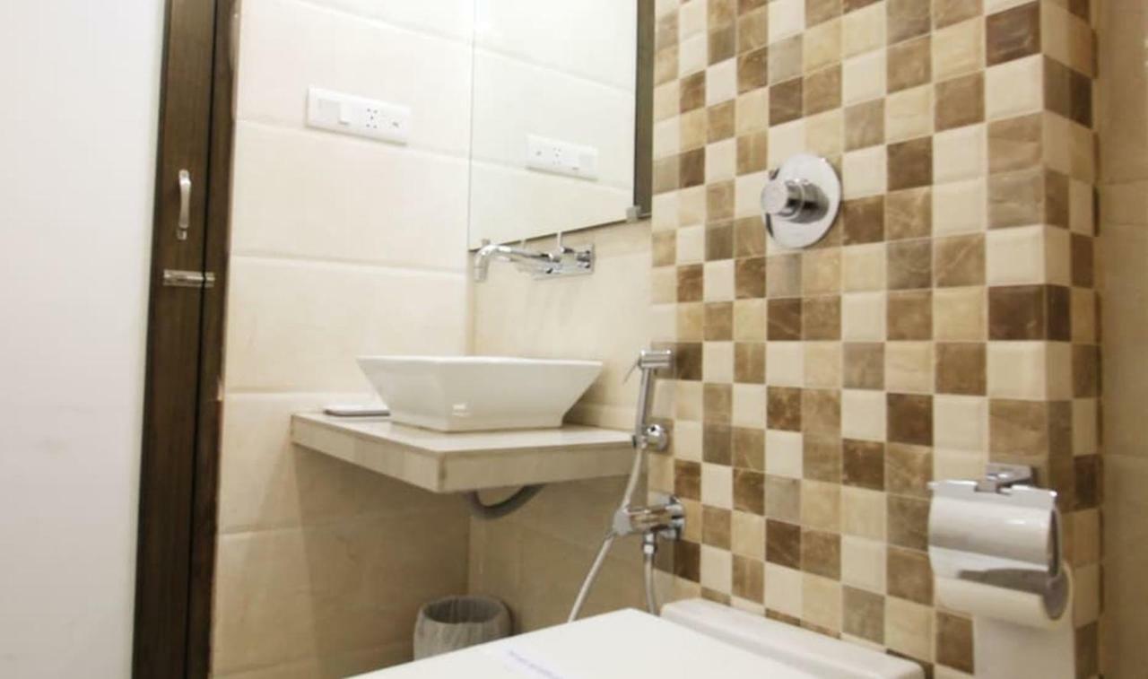 Hotel Aaram Orchard Ahmedabad Exterior photo