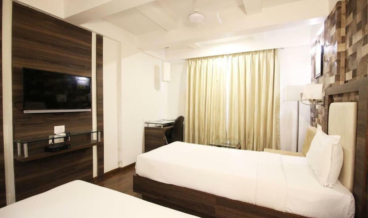 Hotel Aaram Orchard Ahmedabad Exterior photo